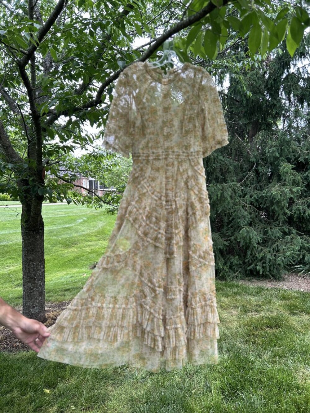 Mac Duggal 8043 Floral Ruffle Tiered Maxi Dress Size 4 Worn Once